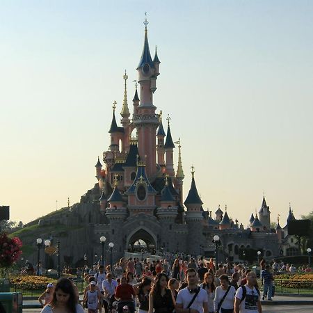 Appartement Wakandais-Proche Disney, Parking & Wifi Montevrain Exterior photo